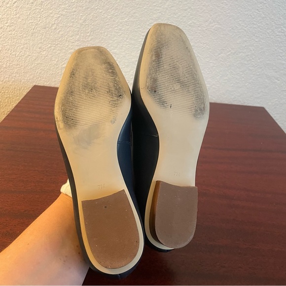 Talbots Estelle Navy Blue White Leather Trim Chain Loafers Flats - Picture 8 of 10